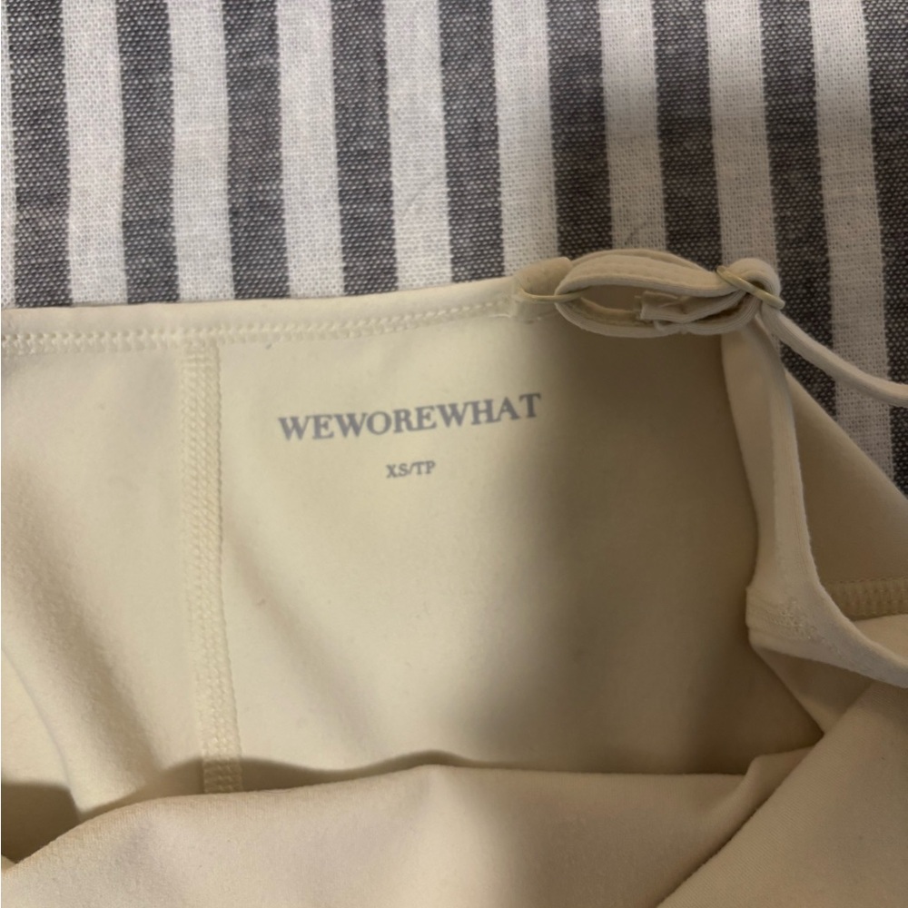 WeWoreWhat - Picture 4 of 4